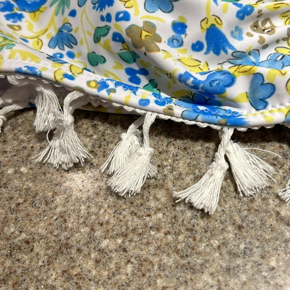 COPY - Blooming Jelly Floral Bikini Set Halter top with Fringes Cheeky High Cut… - Picture 8 of 11